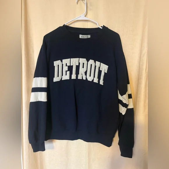 New York Popular Sweatshirt,Women’s Medium Navy Blue with DETROIT on Front Side - Picture 4 of 8